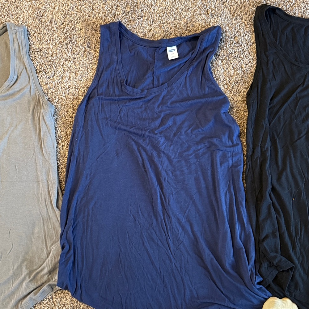 Old Navy Luxe Sleeveless Top x 4 - Picture 4 of 9